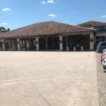 Mauvezin  Ancien Presbytere Au Coeur Du Village מראה חיצוני תמונה