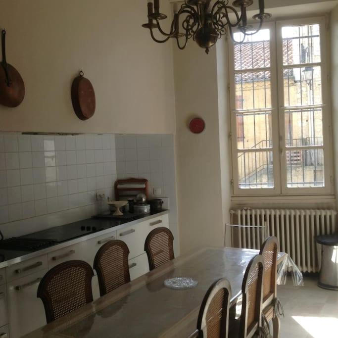 Mauvezin  Ancien Presbytere Au Coeur Du Village מראה חיצוני תמונה