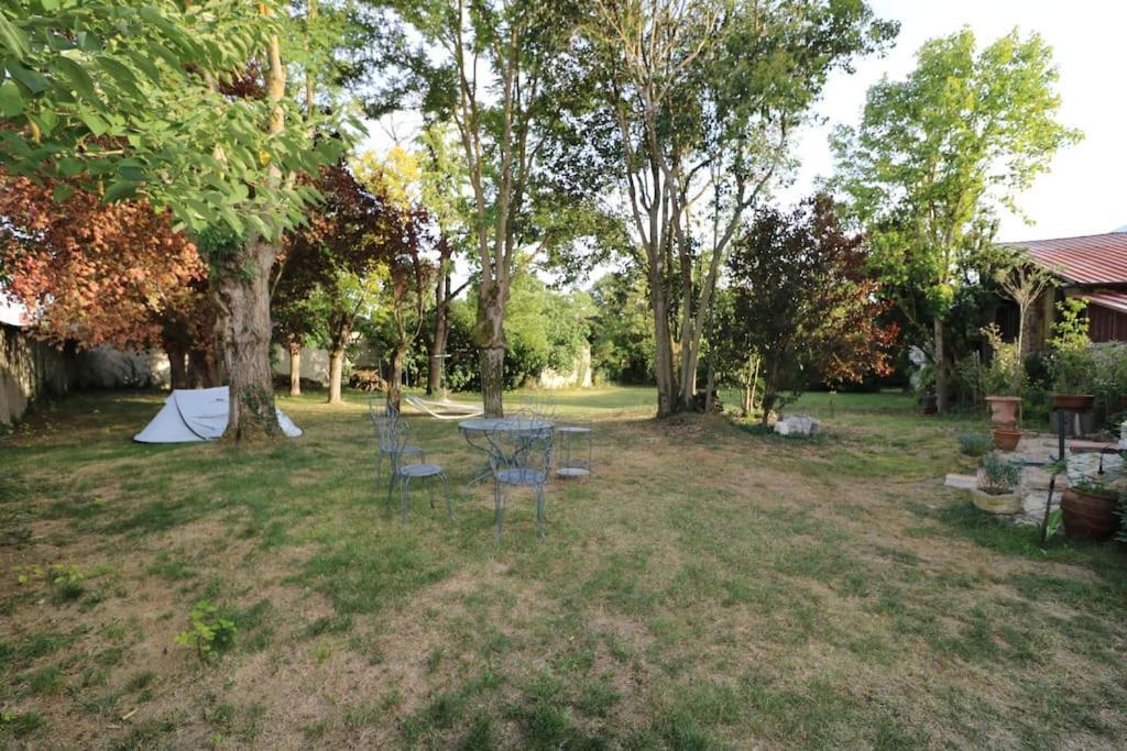 Mauvezin  Ancien Presbytere Au Coeur Du Village מראה חיצוני תמונה